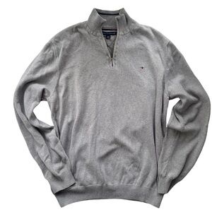 Vintage Tommy Hilfiger Men's Light Gray Quarter Zip Sweater